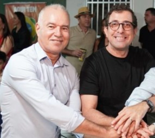 Gervásio Maia destaca investimentos durante celebração em Algodão de Jandaíra