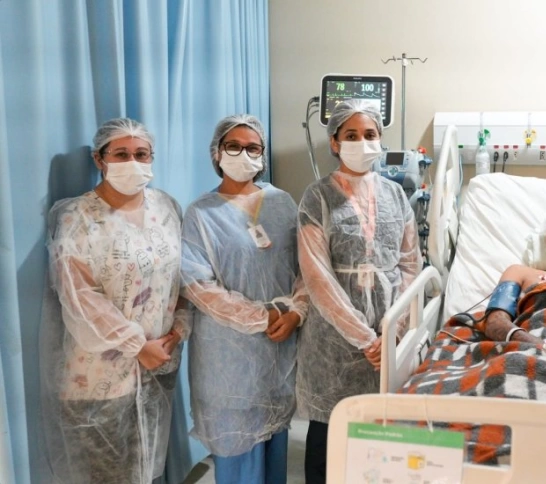 Paciente de 25 anos se recupera bem após transplante de coração no Hospital Metropolitano