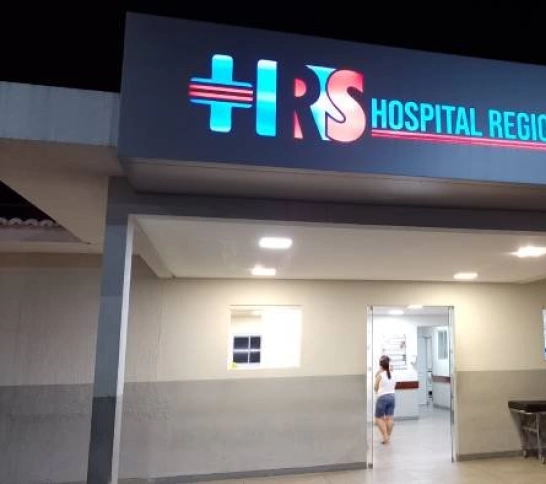 Mulher é socorrida pelo SAMU ao Hospital Regional após agressões graves em Vieirópolis; homem foi preso