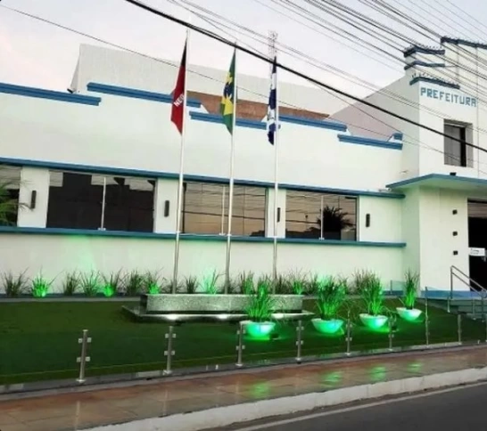 Prefeitura de Uiraúna garante estabilidade de 192 servidores em polêmica histórica