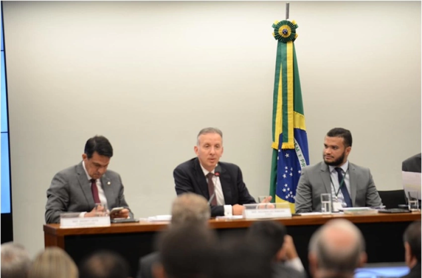 Imagem Aguinaldo Ribeiro