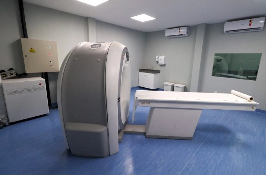 Imagem Tómografo entregue pelo Governador João Aazevêdo 