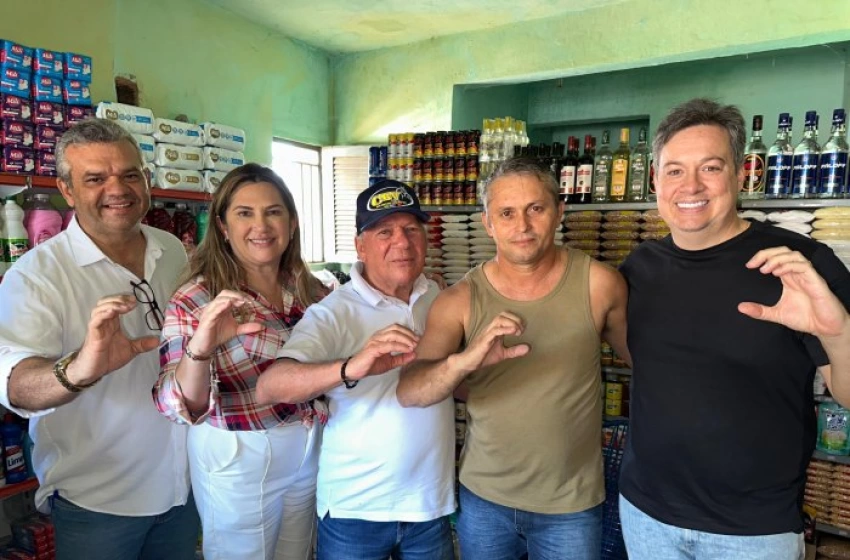 Imagem Apoio a Corrinha Delfino, em Cajazeiras