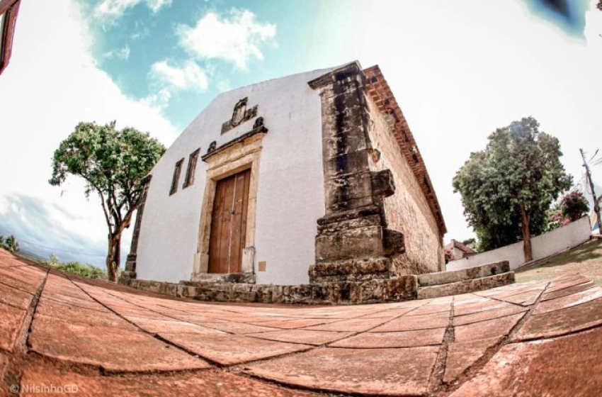 Imagem Exposição ‘Senhora das Neves’ com coletânea de artistas locais