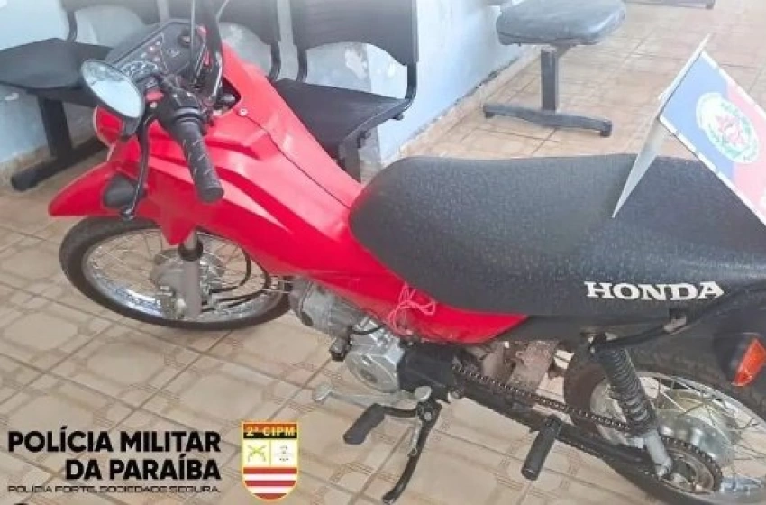 Imagem Motocicleta apreendida pela polícia militar no município de Pedro Regis 