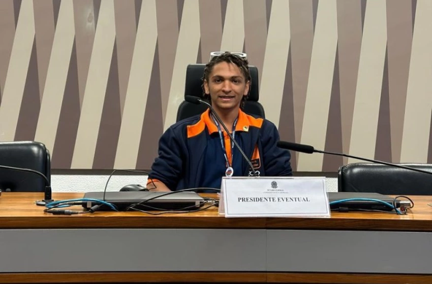 Imagem Estudante Daniel Cristovão da Silva, da Escola Cidadã Integral (ECIT) Professor Crispim Coelho, localizada em Cajazeiras (9ª GRE)