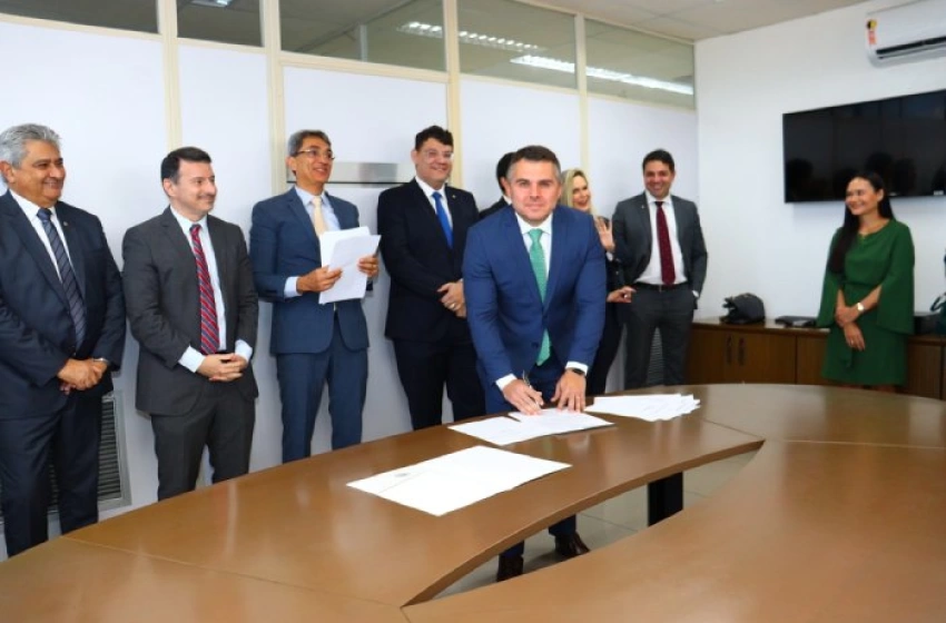 Imagem Posse de oito promotores de Justiça na 3ª entrância