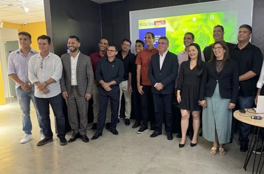 Imagem Pós-graduação em recursos hídricos ministra aula de encerramento para primeira turma