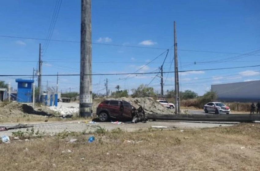 Imagem Acidente de assaltantes durante fuga após assalto