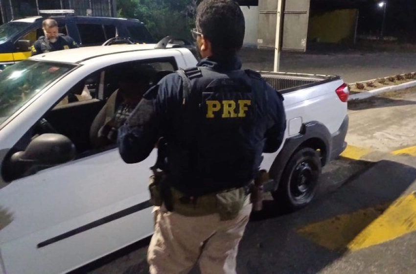 Imagem Veículo recuperado pela PRF na Paraíba 