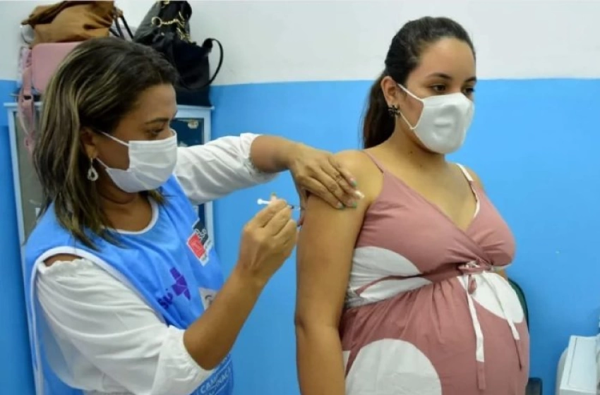 Imagem Dia D de vacina contra difteria, tétano e coqueluche (dTpa) em gestantes e Multivacinação