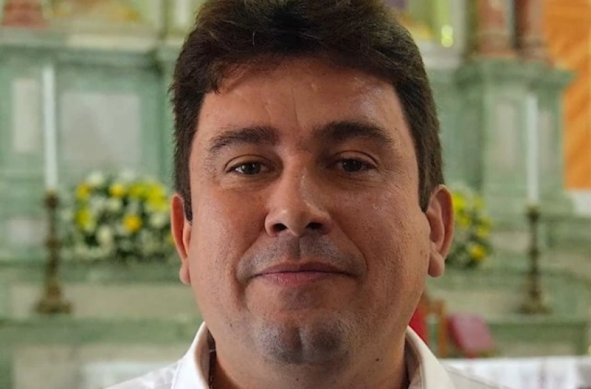 Imagem Helder Carvalho, prefeito de Sousa