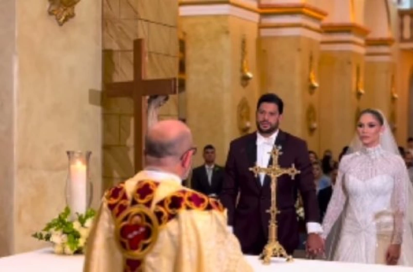 Imagem Hulk Paraíba e Camila Ângelo selam união religiosa