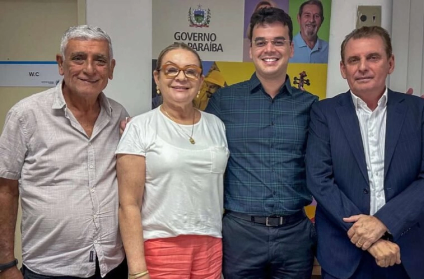 Imagem Deputado Estadual Chico Mendes (PSB), prefeita de Rio Tinto, Magna Gerbasi, seu esposo, ex-prefeito Marcus Gerbasi 