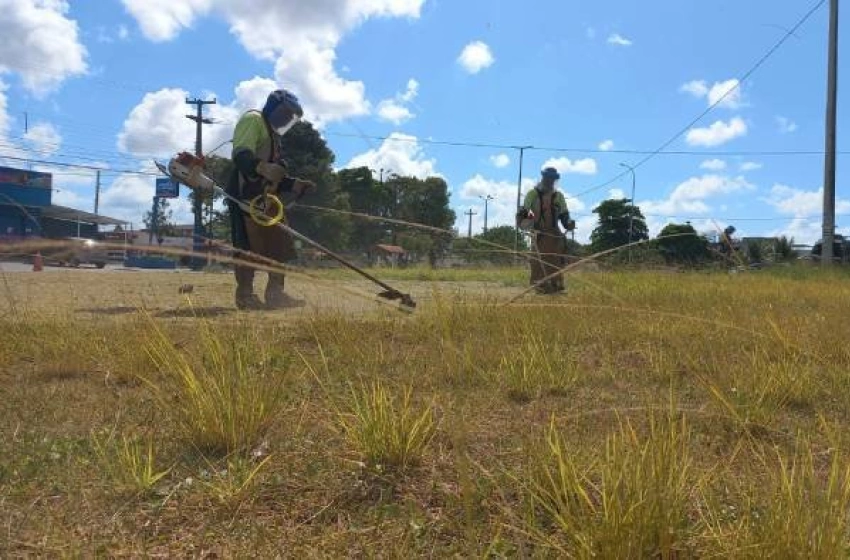 Imagem Agentes da Autarquia Especial Municipal de Limpeza Urbana (Emlur)