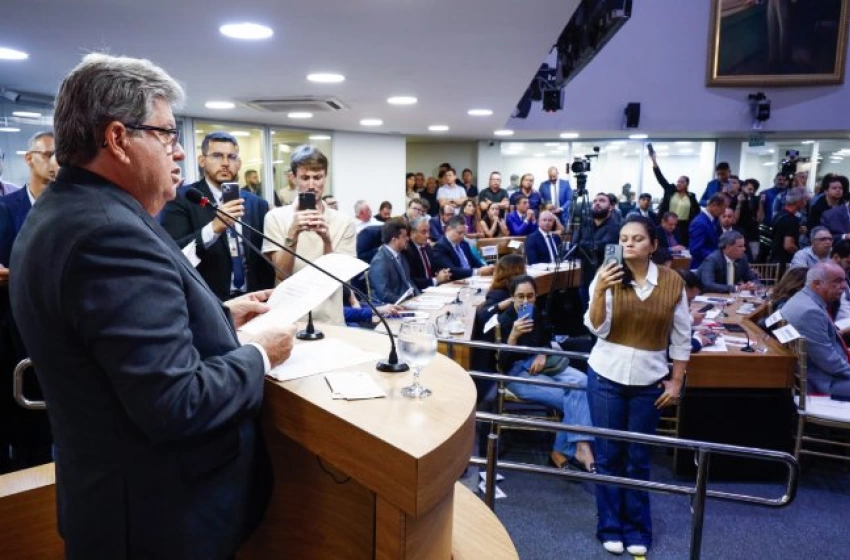 Imagem Abertura dos trabalhos na AL