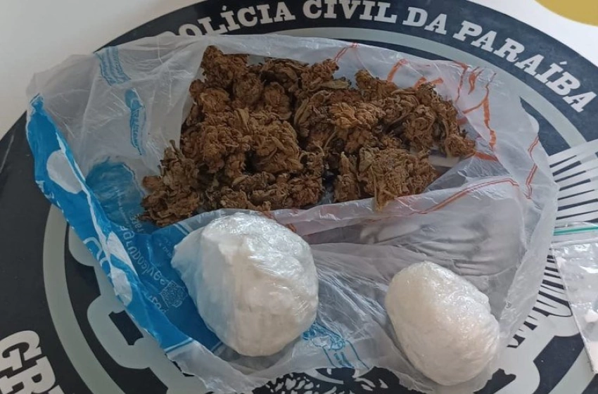 Imagem Drogas apreendidas pela Polícia Civil no município de Areial 