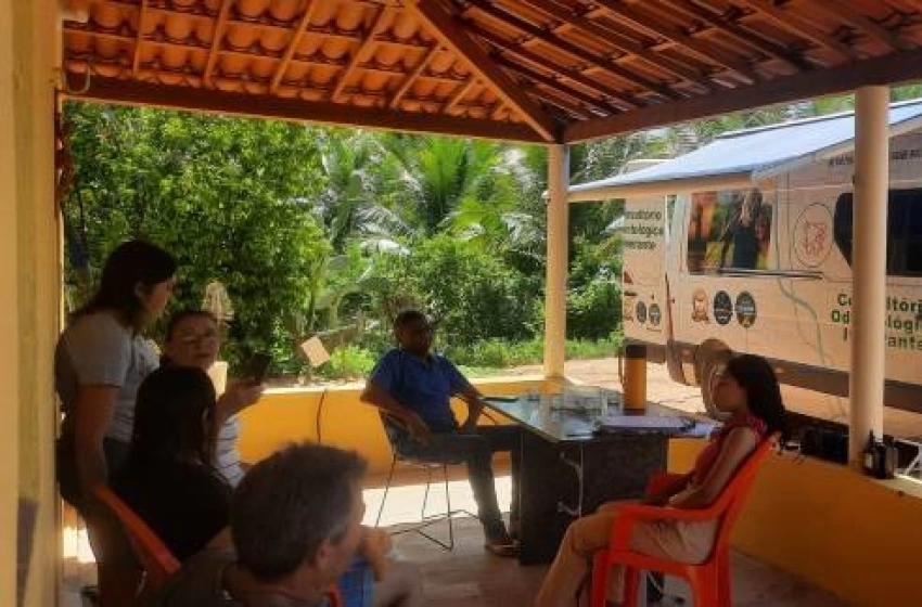 Imagem Carro Odontomovel na Comunidade do Belo Horizonte