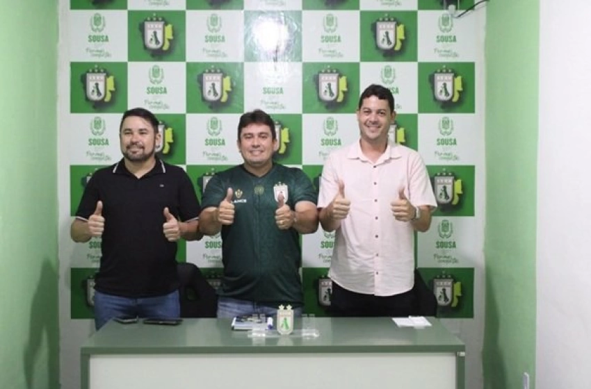 Imagem Em Sousa, prefeito Helder Carvalho anuncia melhorias para o Estádio Marizão e inaugura de forma oficial a Sala de Imprensa