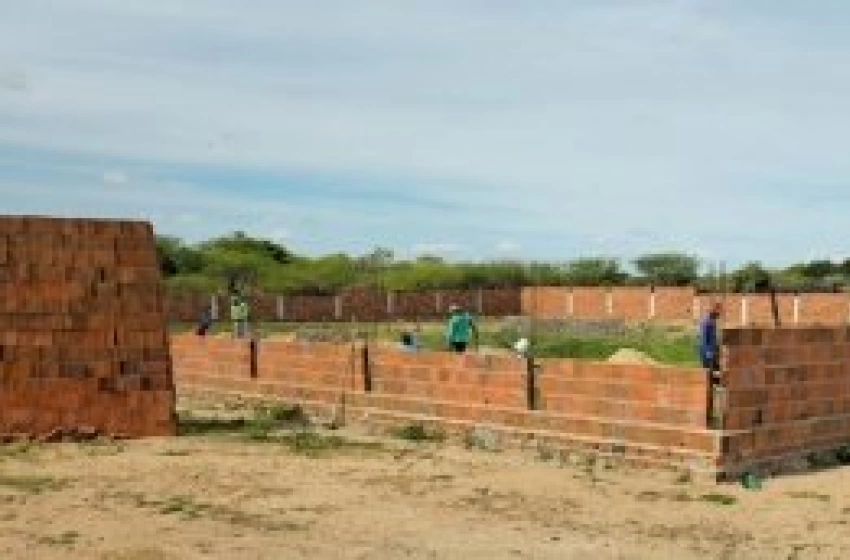 Imagem Construção de Ginásio Poliesportivo em Aparecida está em fase inicial