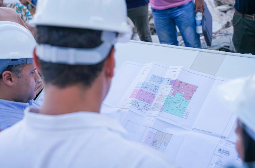 Imagem Governador em exercício Lucas Ribeiro