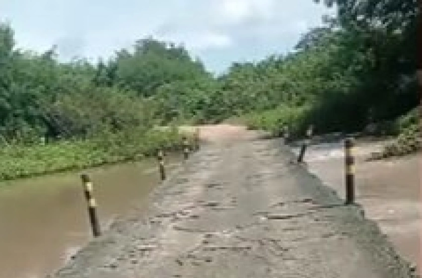 Imagem Lajão de Biron, que liga as comunidades de Várzea do Pintado e Várzea do Cantinho em Aparecida