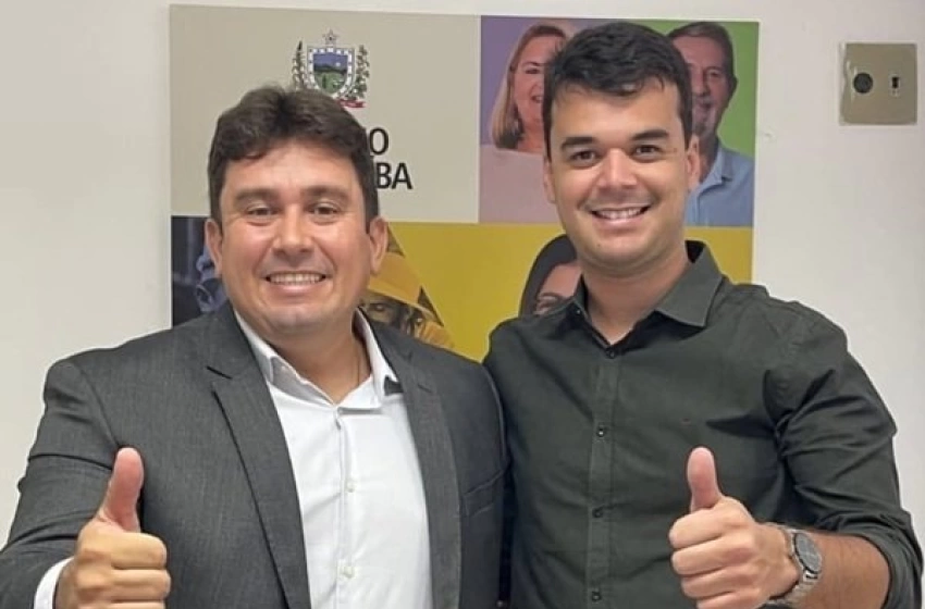 Imagem Prefeito de Sousa, Helder Carvalho e o secretário de Saúde da PB, Ari Reis