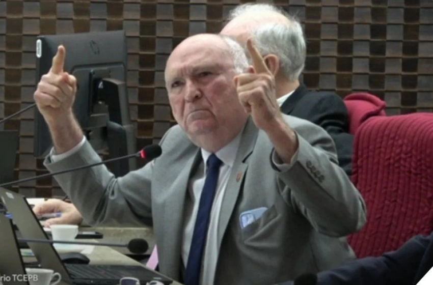 Imagem Conselheiro, Nominando Diniz