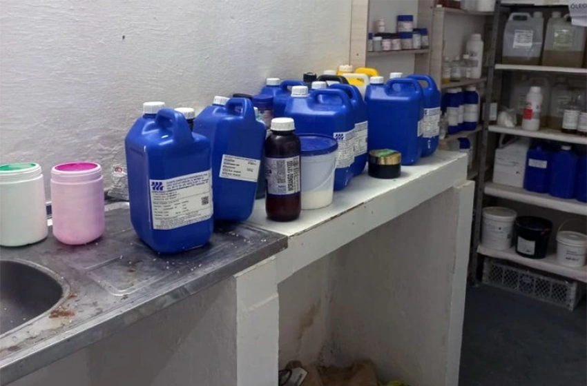 Imagem Fábrica de cosméticos e produtos de higiene clandestina é interditada na Paraíba 