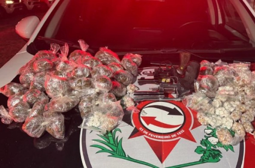 Imagem Material ilícito apreendido em ação da Polícia Militar