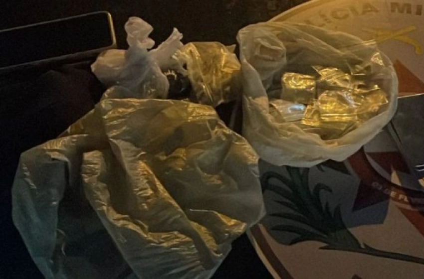 Imagem Drogas apreendidas em ação da Polícia Militar