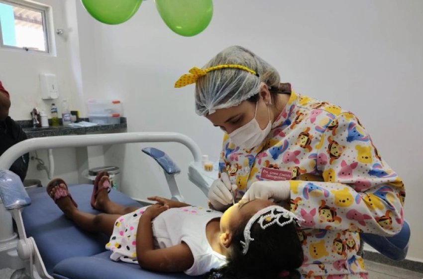 Imagem Alerta para importância de cuidados com a saúde bucal infantil