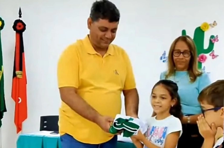 Imagem Prefeito, Thialli Aristoteles