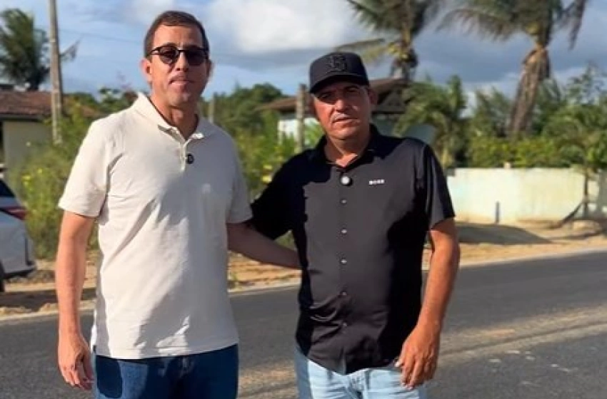 Imagem Deputado federal Gervásio Maia (PSB) e o prefeito de Alagoa Nova, Francinildo Pimentel