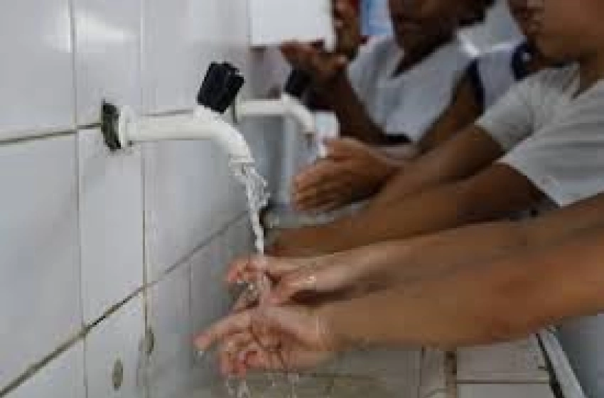 Imagem Fiscalização a acesso à água, esgoto e banheiros, em escolas