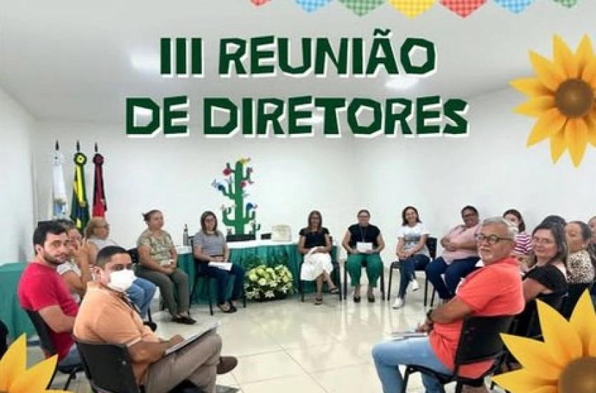 Imagem Terceira reunião com diretores escolares da rede municipal