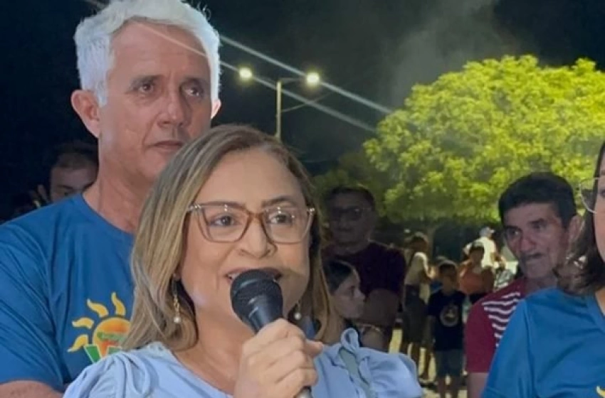 Imagem Prefeita, Adeilza Soares Freires