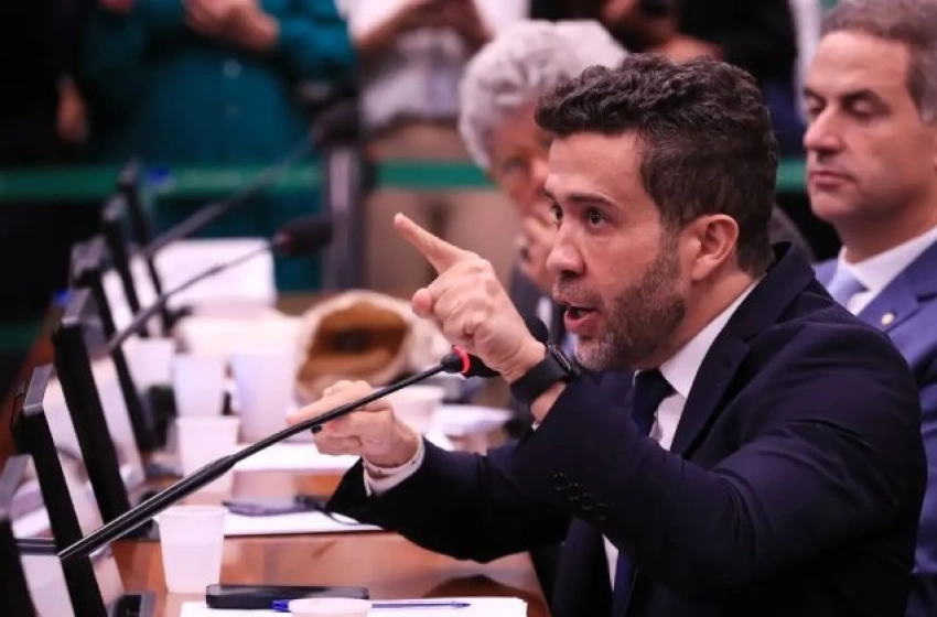 Imagem Deputado federal André Janones (Avante-MG)