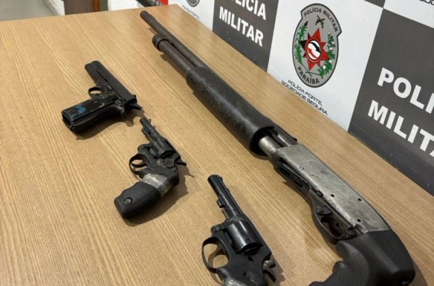 Imagem Armas de fogo apreendidas em ação da Polícia Militar