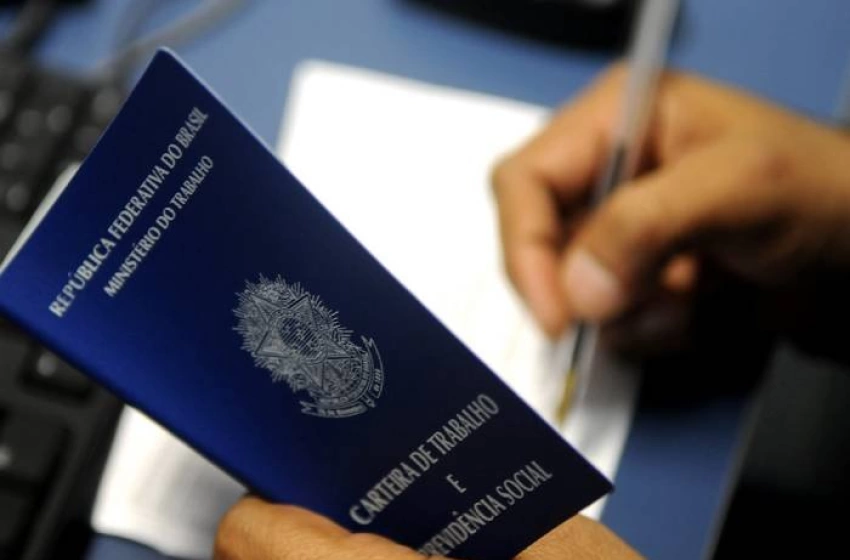 Imagem Vagas de emprego em vários municípios paraibanos