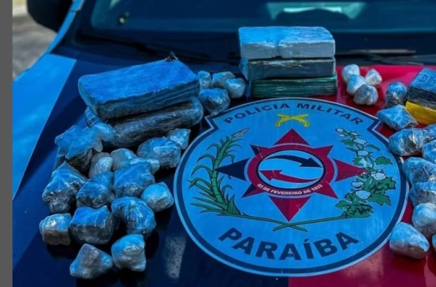 Imagem Drogas apreenidas pela Policia Militar