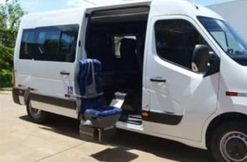 Imagem Van adaptada para transporte de pacientes
