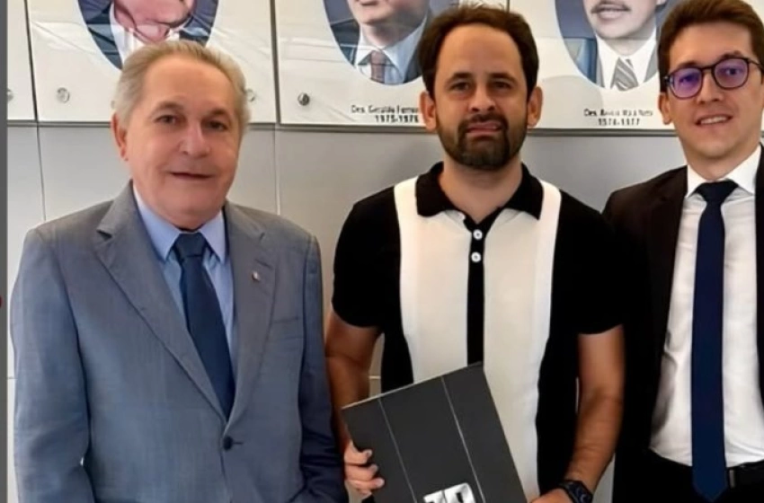 Imagem Dr. Johnson Abrantes, ex-prefeito, Athayde Diniz, e Dr. Romero Abrantes