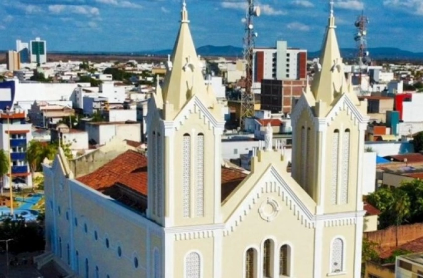 Imagem Igreja Matriz Nossa Senhora dos Remédios 