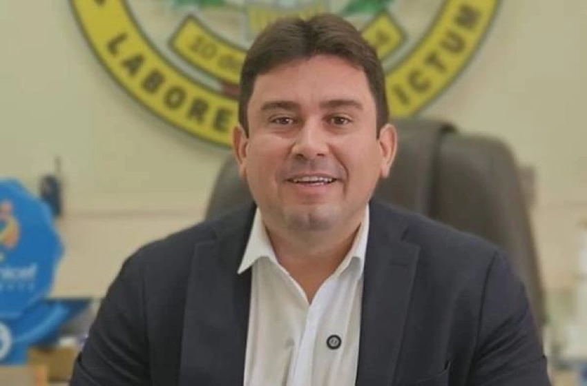 Imagem Prefeito de Sousa, Helder Carvalho