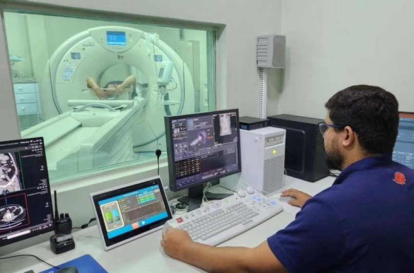 Imagem Tomógrafo do Hospital Edson Ramalho realiza mais de 8,5 mil exames e supera metas em 43%