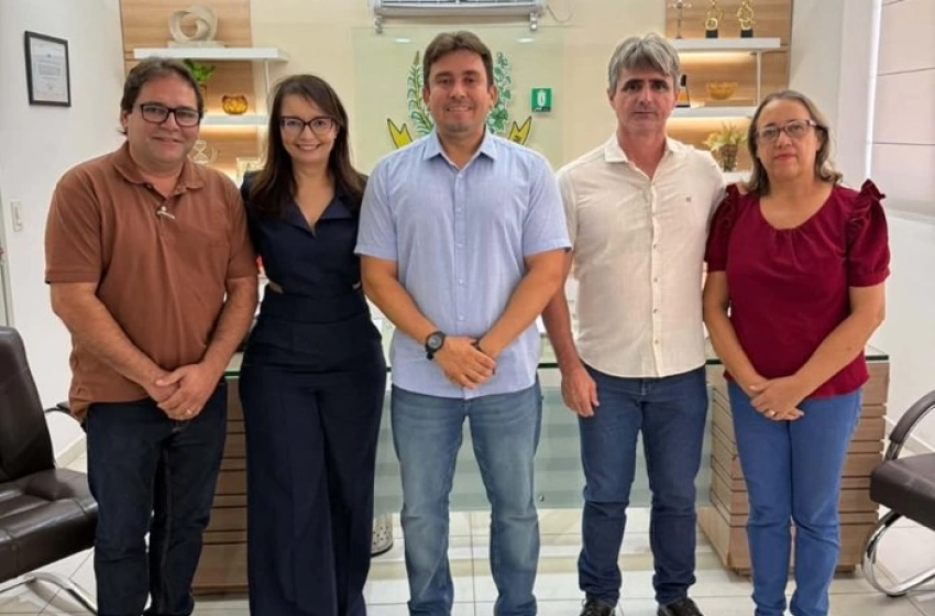 Imagem Prefeito de Sousa, Helder e aliados