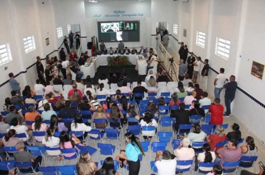 Imagem Sessão ordinária itinerantes em Itabaiana