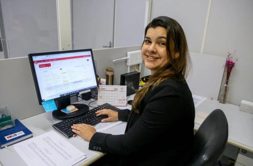 Imagem Servidora valorizada pela Prefeitura de JP