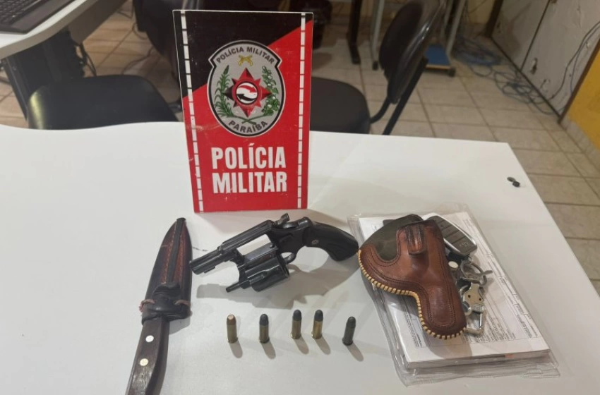 Imagem Arma de fogo apreendida pela polícia militar em Catolé do Rocha 